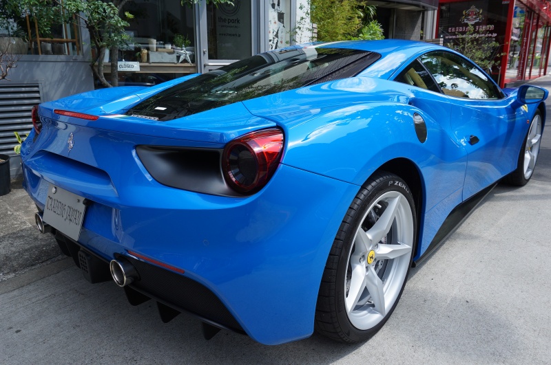 フェラーリ 488GTB ディーラー車 新車保証 高額特注オプション