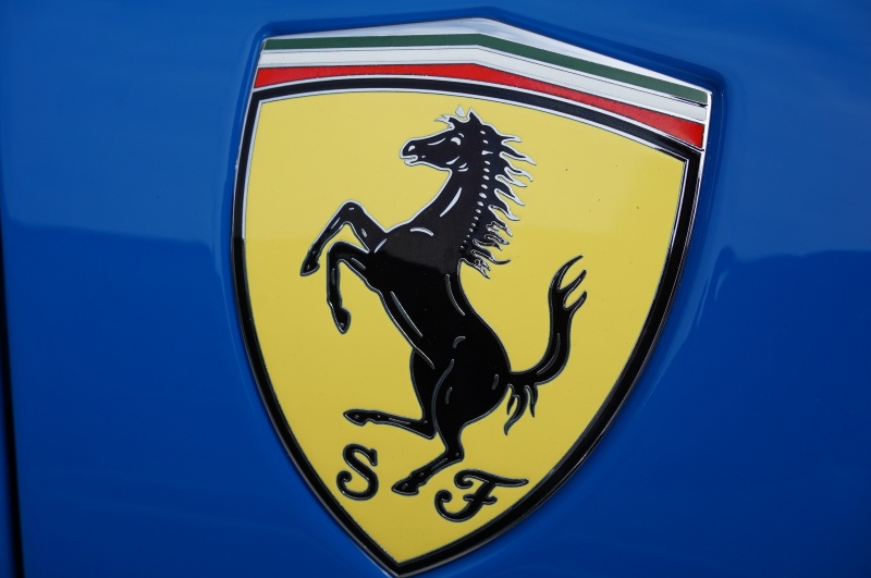 フェラーリ 488GTB ディーラー車 新車保証 高額特注オプション